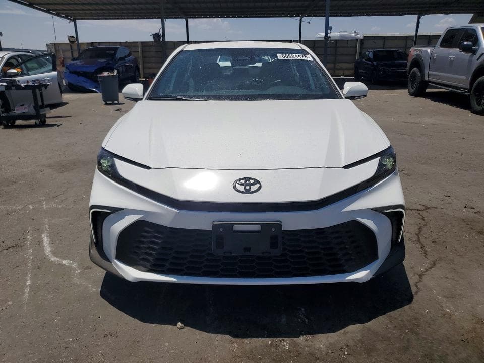 2026 TOYOTA CAMRY SE 5