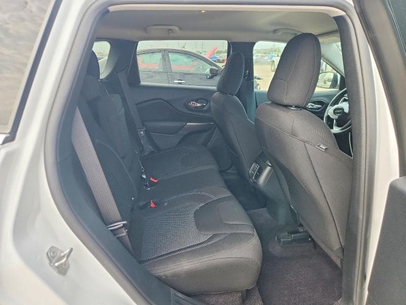 2019 JEEP CHEROKEE LATITUDE 10