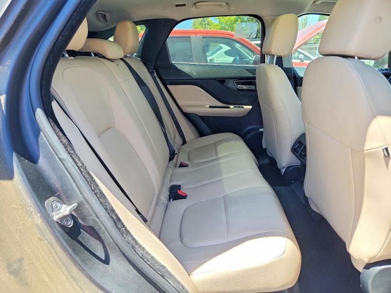 2018 JAGUAR F-PACE PREMIUM PREMIUM 11
