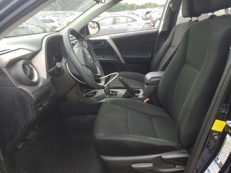 2017 TOYOTA RAV4 LE LE 7