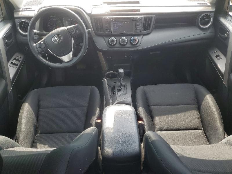 2017 TOYOTA RAV4 LE LE 8