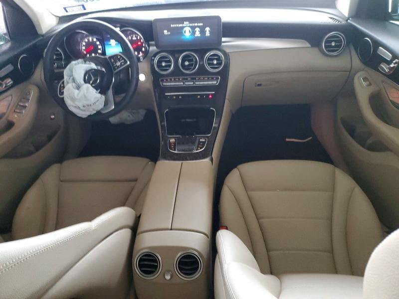 2022 MERCEDES-BENZ GLC 300 4MATIC 8