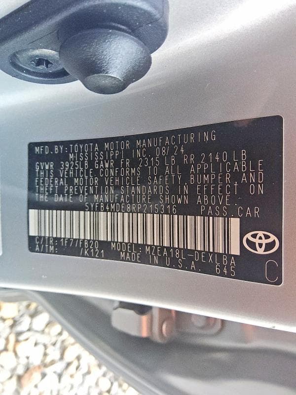 2024 TOYOTA COROLLA LE 12