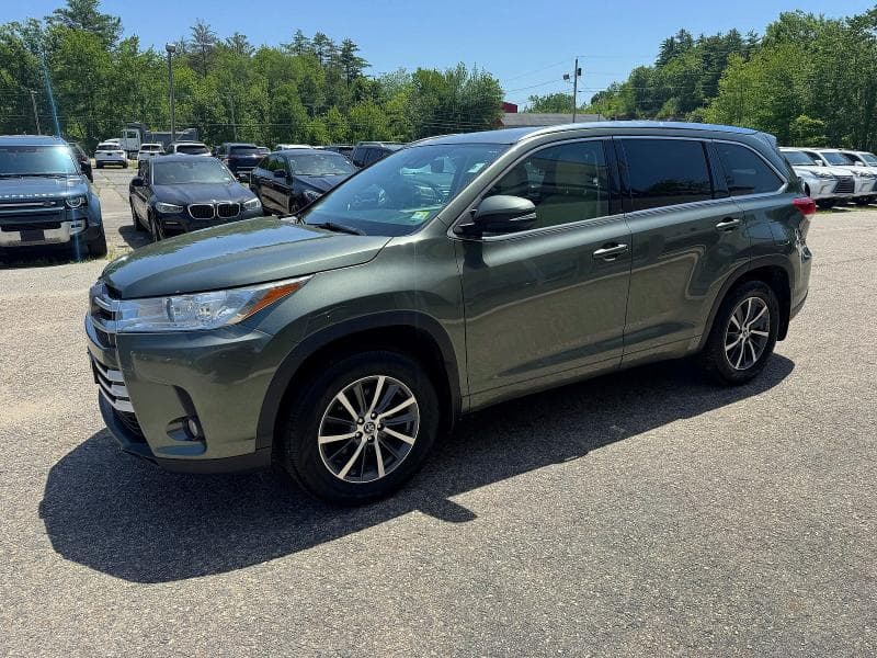 2017 TOYOTA HIGHLANDER XLE 2
