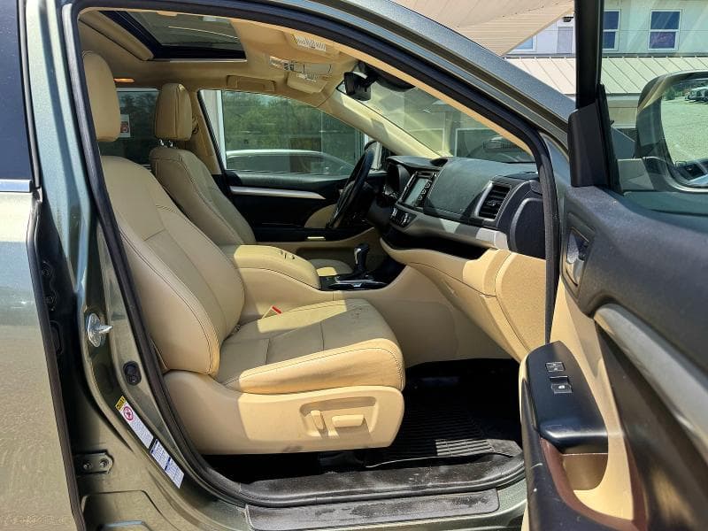 2017 TOYOTA HIGHLANDER XLE 5