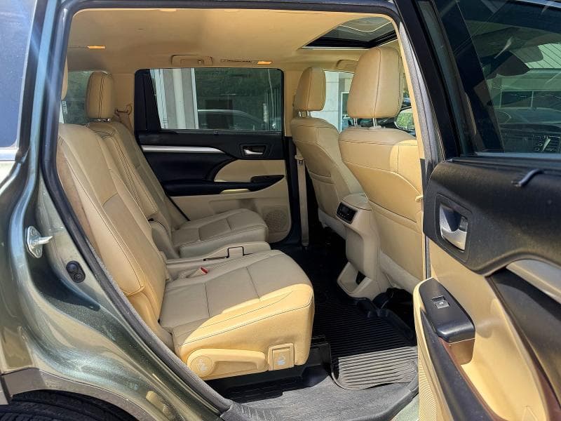 2017 TOYOTA HIGHLANDER XLE 6