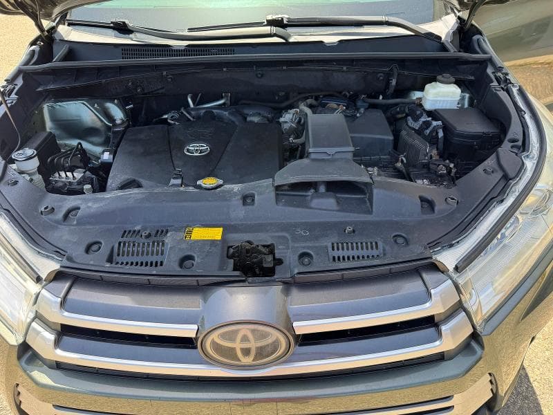 2017 TOYOTA HIGHLANDER XLE 7