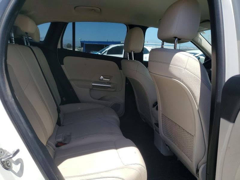 2021 MERCEDES-BENZ GLA 250 11