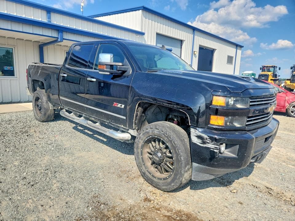 2017 CHEVROLET SILVERADO K3500 LTZ 4