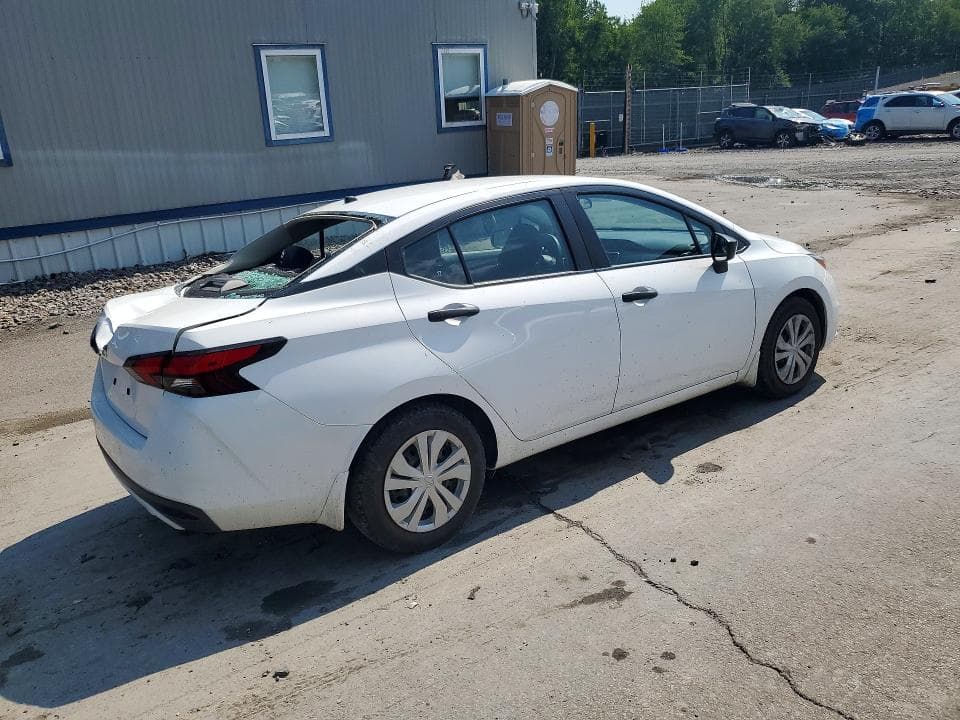2022 NISSAN VERSA S 3