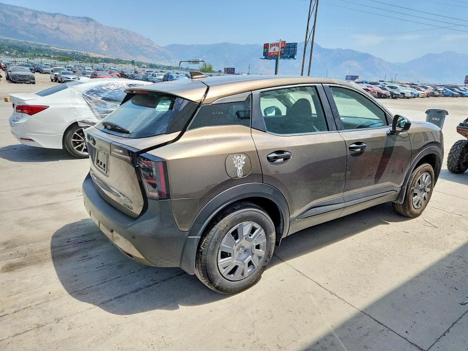 2025 NISSAN KICKS S 3