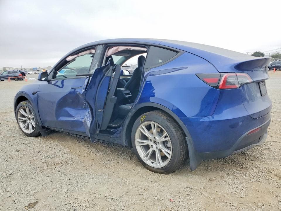 2023 TESLA MODEL Y 2