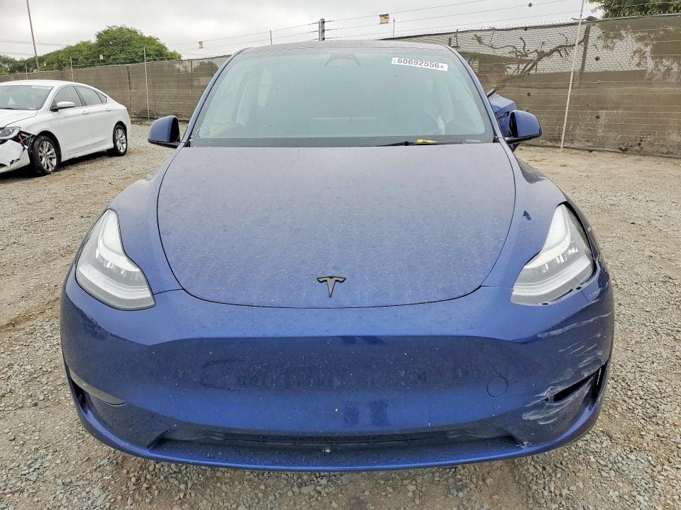 2023 TESLA MODEL Y 5