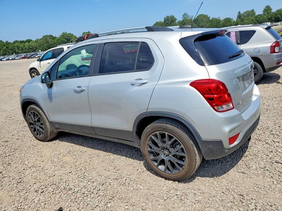 2022 CHEVROLET TRAX 1LT 2