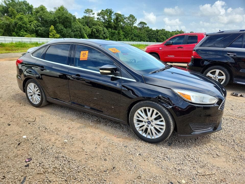 2018 FORD FOCUS TITANIUM 4