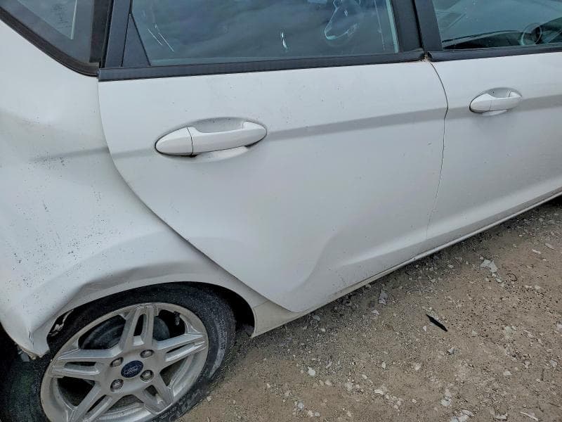 2018 FORD FIESTA SE 11