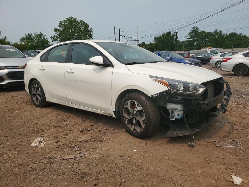 2021 KIA FORTE LXS 4