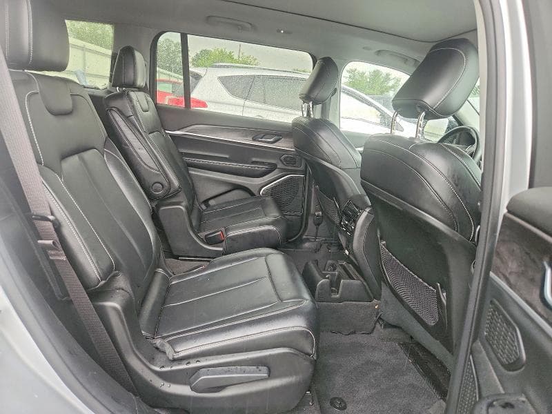 2021 JEEP GRAND CHEROKEE L LIMITED 11