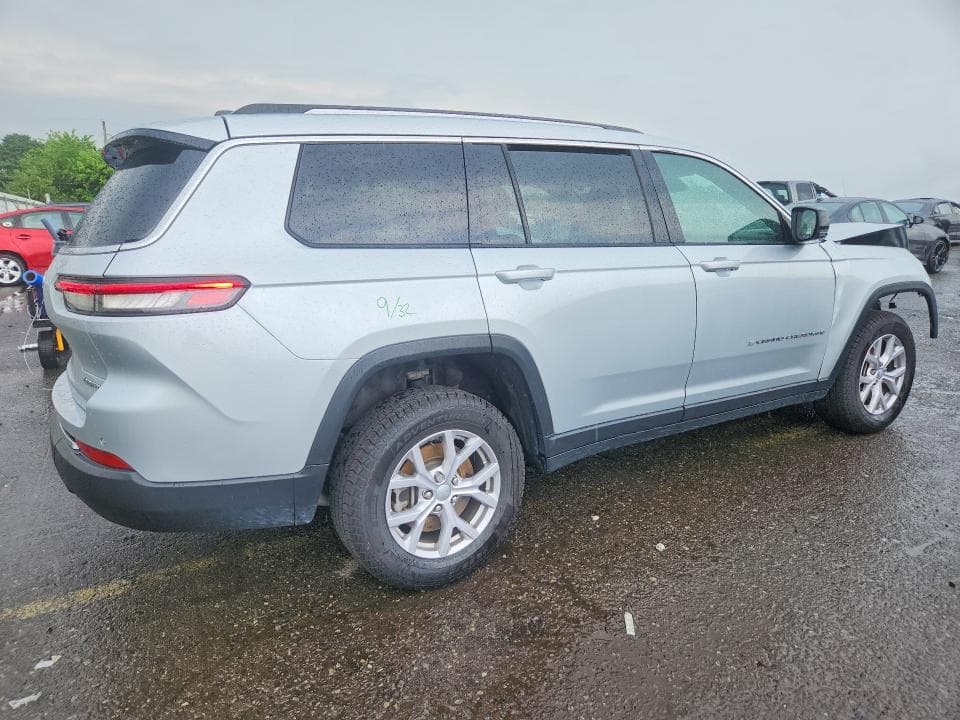 2021 JEEP GRAND CHEROKEE L LIMITED 3