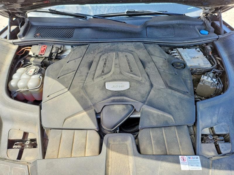 2019 PORSCHE CAYENNE 12