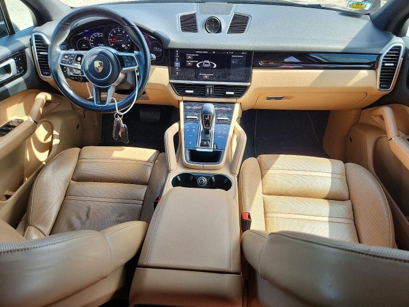 2019 PORSCHE CAYENNE 8