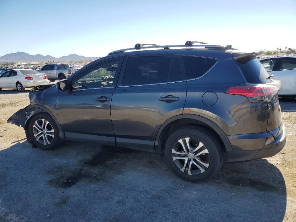 2018 TOYOTA RAV4 LE 2