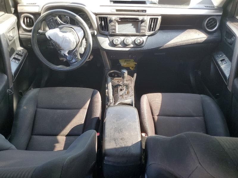 2018 TOYOTA RAV4 LE 8