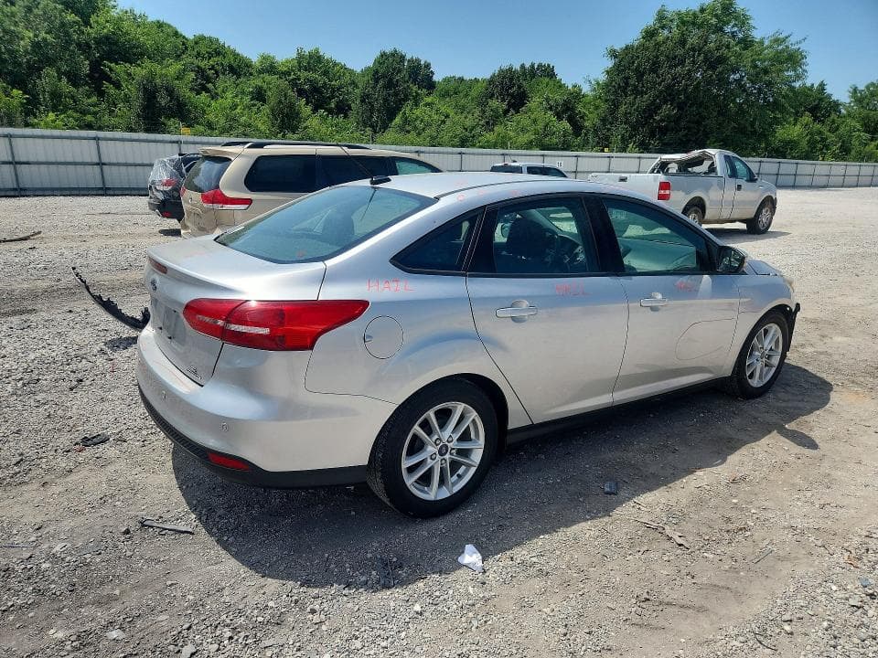 2016 FORD FOCUS SE SE 3