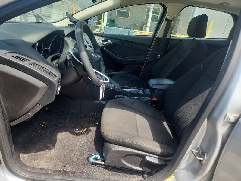 2016 FORD FOCUS SE SE 7