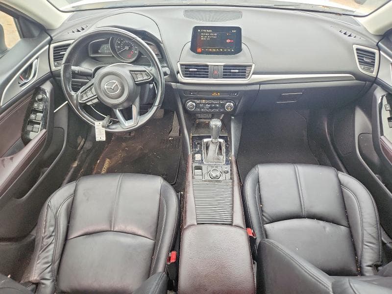 2017 MAZDA 3 TOURING 8
