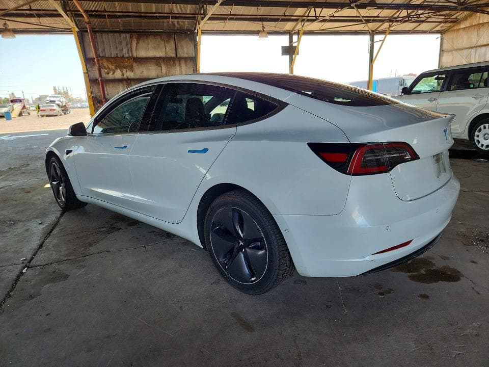 2018 TESLA MODEL 3 2