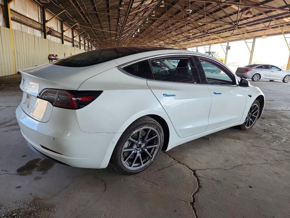 2018 TESLA MODEL 3 3