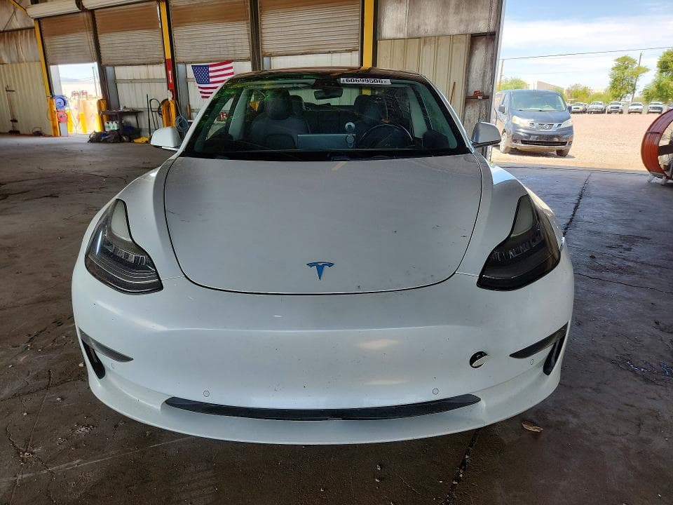 2018 TESLA MODEL 3 5
