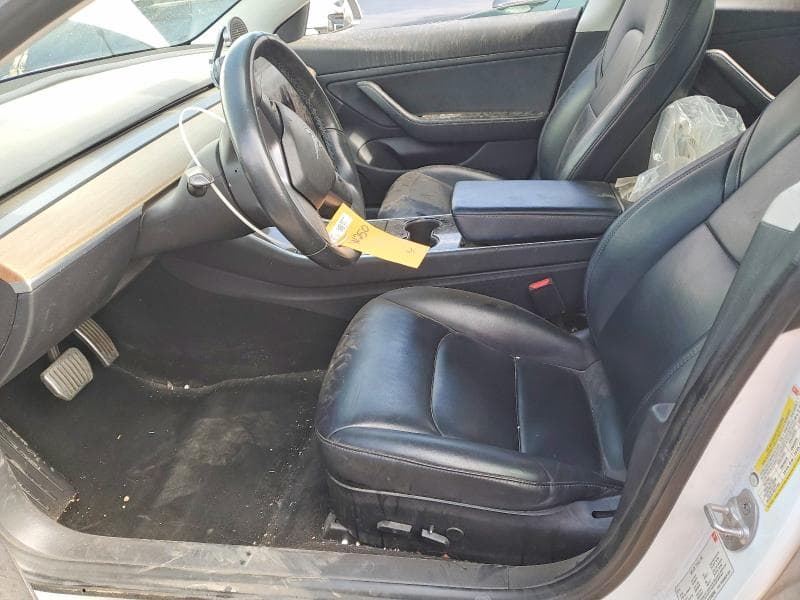 2018 TESLA MODEL 3 7