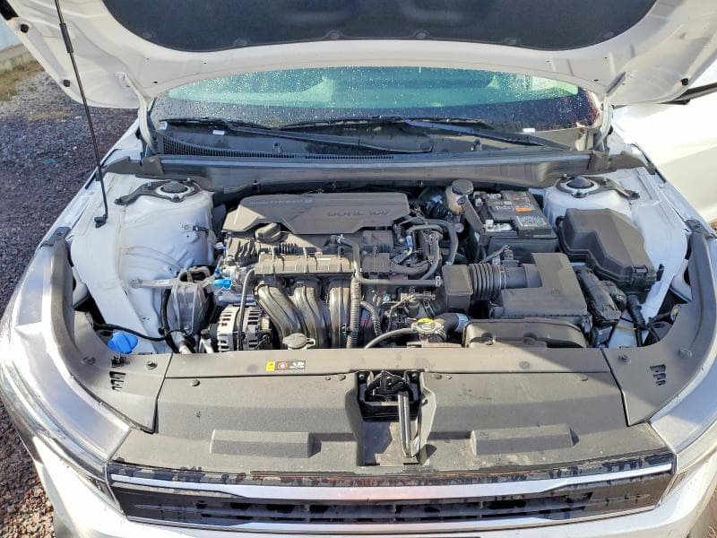 2025 KIA K4 LXS LXS 11
