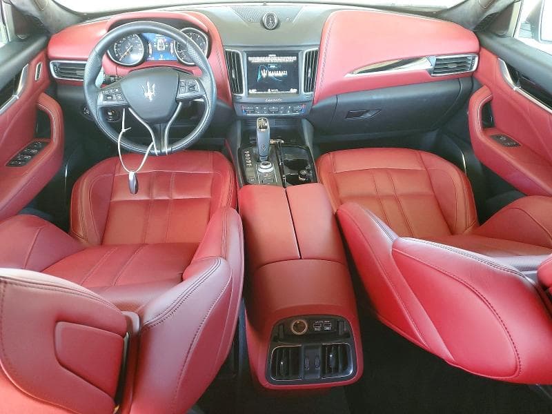 2019 MASERATI LEVANTE SPORT 8