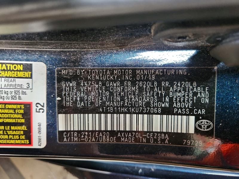 2019 TOYOTA CAMRY SE 13