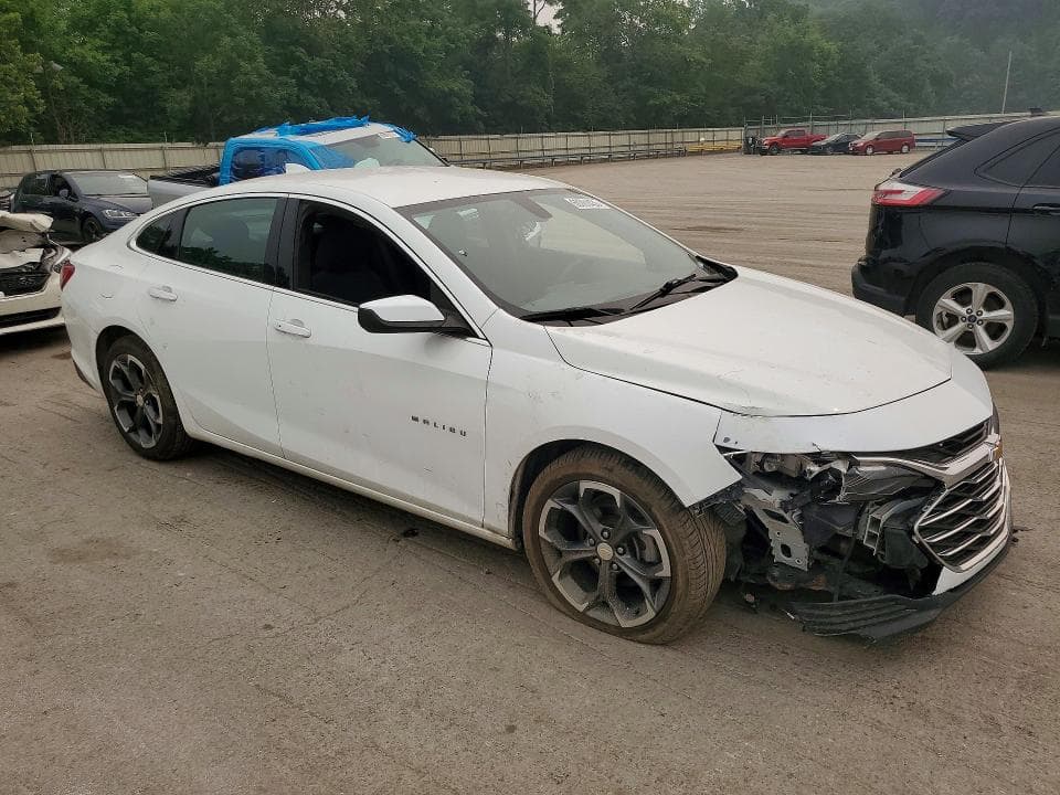 2022 CHEVROLET MALIBU LT 4