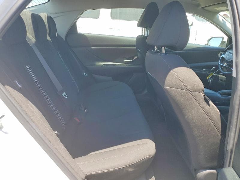 2024 HYUNDAI ELANTRA SEL SEL 10