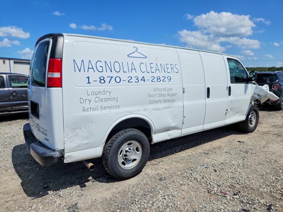 2017 CHEVROLET EXPRESS G2500 3