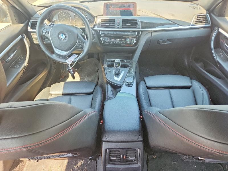 2018 BMW 330 XI 8