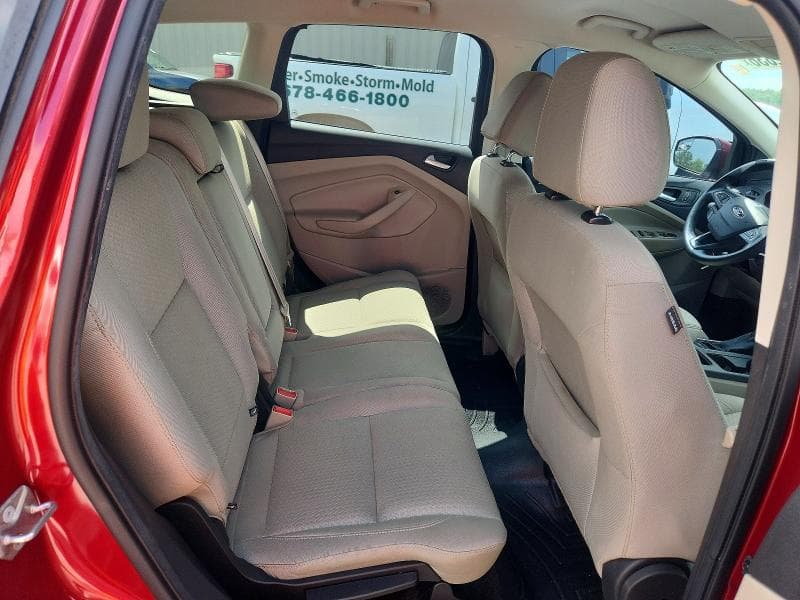 2017 FORD ESCAPE SE SE 11