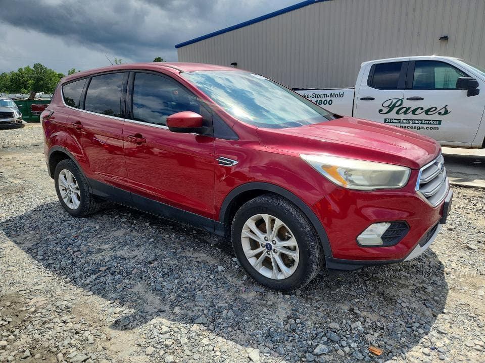2017 FORD ESCAPE SE SE 4