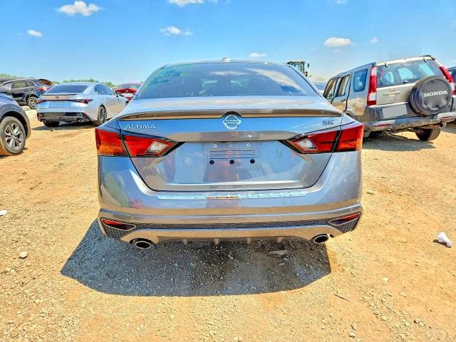 2020 NISSAN ALTIMA SR SR 6