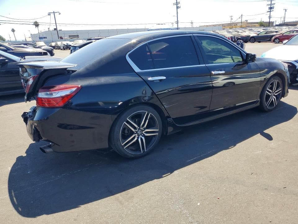 2017 HONDA ACCORD SPORT 3