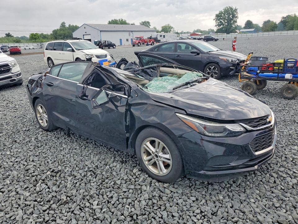 2017 CHEVROLET CRUZE LT 4