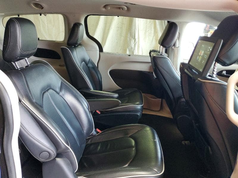 2021 CHRYSLER PACIFICA HYBRID LIMITED 11