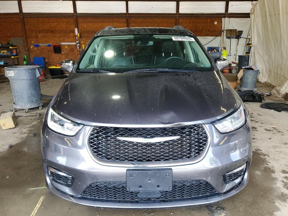 2021 CHRYSLER PACIFICA HYBRID LIMITED 5