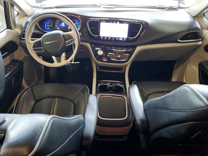 2021 CHRYSLER PACIFICA HYBRID LIMITED 8