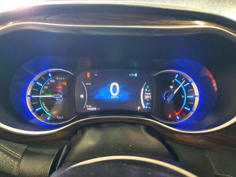 2021 CHRYSLER PACIFICA HYBRID LIMITED 9